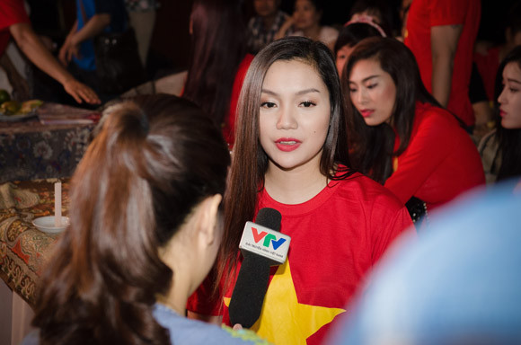 Xúc động MV Quốc ca được hàng ngàn người chung tay thực hiện ảnh 9