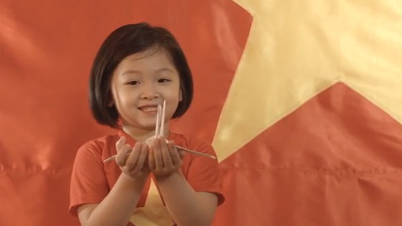 Xúc động MV Quốc ca được hàng ngàn người chung tay thực hiện ảnh 6