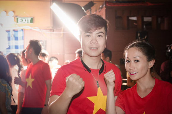 Xúc động MV Quốc ca được hàng ngàn người chung tay thực hiện ảnh 13