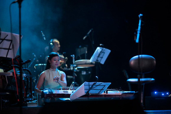 Nghệ sĩ quốc tế "phiêu" trong đêm nhạc "Khởi nguồn" ảnh 7