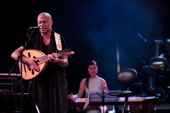 Nghệ sĩ quốc tế "phiêu" trong đêm nhạc "Khởi nguồn" ảnh 5