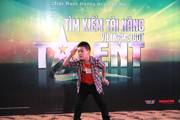 Cơn sốt Gangnam Style "đổ bộ" vào Hà Nội ảnh 1