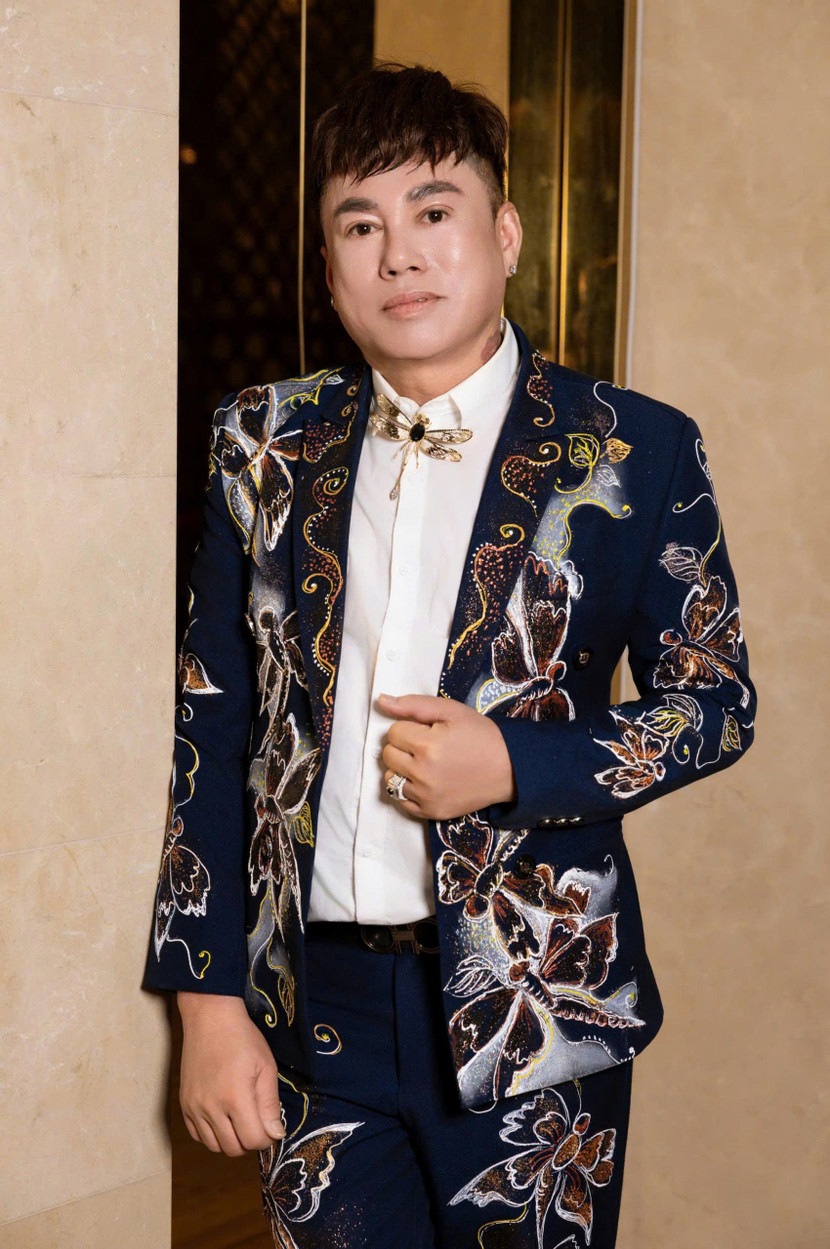 NTK Tommy Nguyễn sẽ thực hiện các thiết kế trang phục dạ hội cho Top thí sinh xuất sắc nhất tại &quot;Hoa hậu Du lịch Việt Nam 2026&quot;