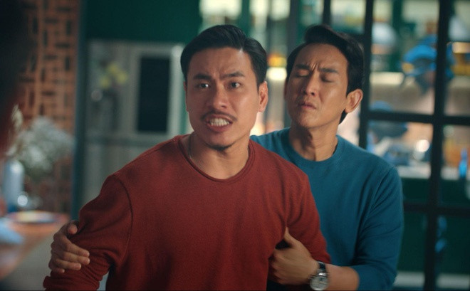 Nốt ruồi của Kiều Minh Tuấn được xóa bằng kỹ xảo