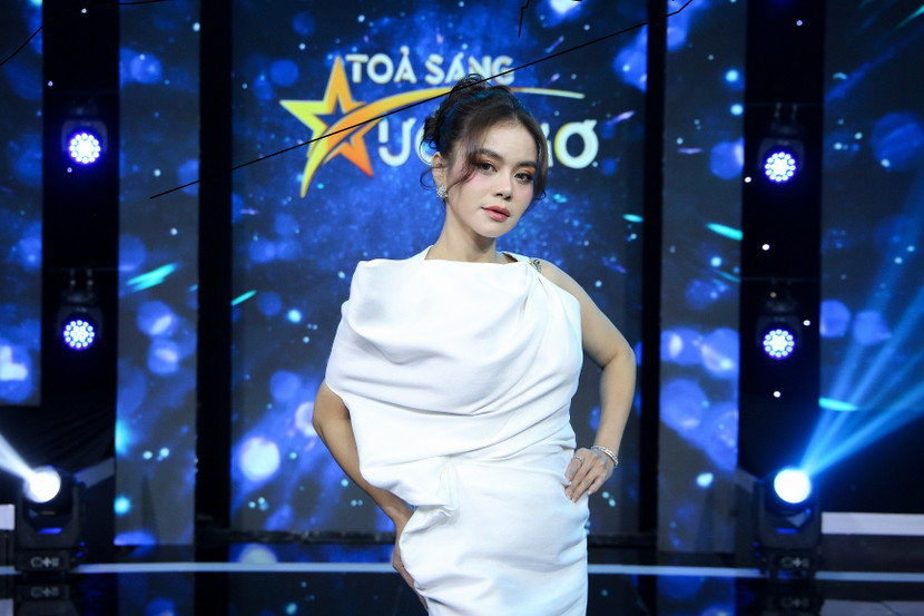 Ca sĩ Hải Yến Idol