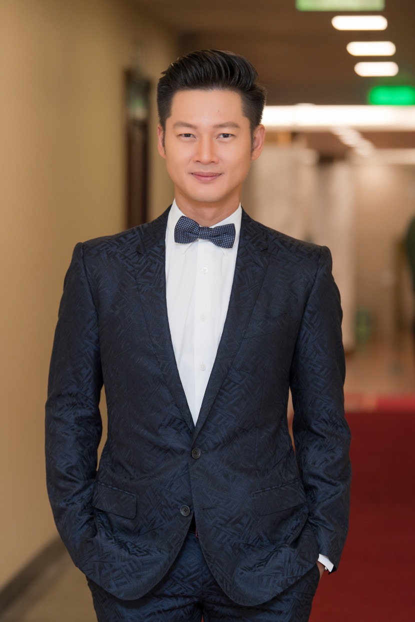 Ca sĩ Đức Tuấn