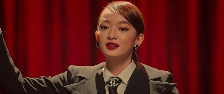 Kaity Nguyễn Kaity Nguyễn