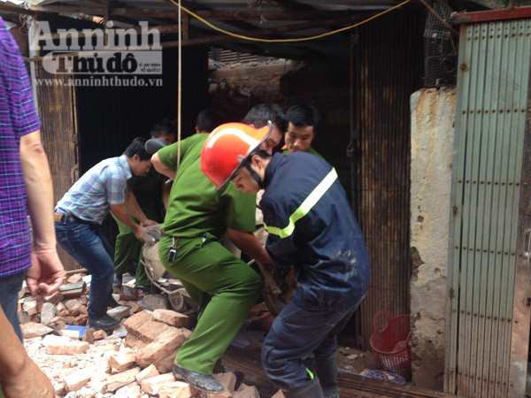 Vụ sập nhà Pháp cổ tại Hà Nội: 2 người tử vong, 6 người bị thương ảnh 12