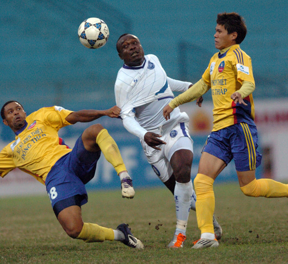 Chuyển nhượng V-League 2012: Xu hướng thực dụng ảnh 1
