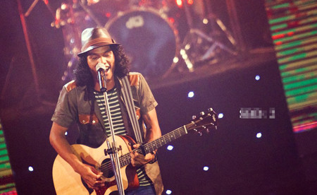 Tài năng ca hát "thất thế" trước các nhóm nhảy ảnh 2