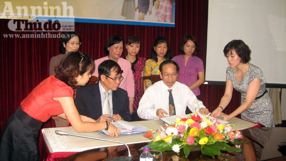 Hơn 2 tỷ đồng trợ giúp trẻ em nghèo hiếu học ảnh 1