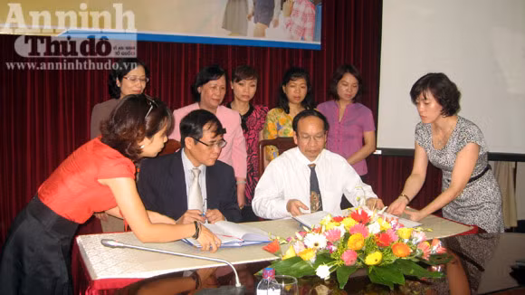 Hơn 2 tỷ đồng trợ giúp trẻ em nghèo hiếu học ảnh 1