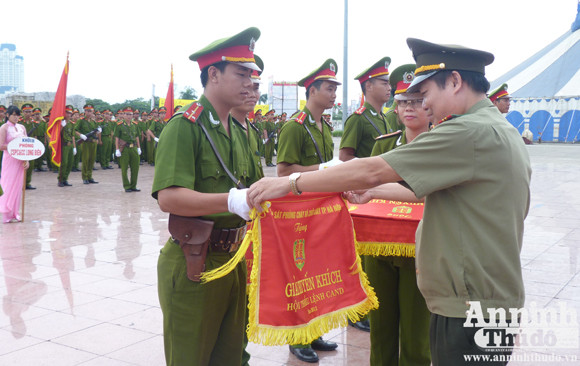 Sở Cảnh sát PCCC Hà Nội: Sôi nổi Hội thi điều lệnh CAND năm 2012 ảnh 7