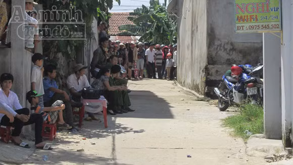 Bắt quả tang vợ ngoại tình, chồng rút dao đâm chết "tình địch" ảnh 1