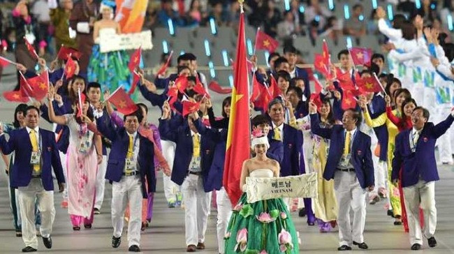 8 tuyên truyền viên dịch Ebola bị sát hại dã man trong vùng bệnh ảnh 2