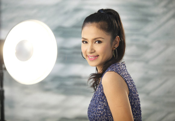 Phương Thanh "đọ sắc" cùng "Người đẹp Tây Đô" Việt Trinh ảnh 3