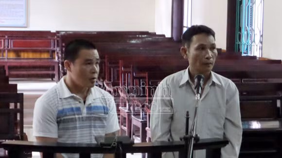 Buôn 10.000 viên ma túy từ Lào về Việt Nam, lĩnh 39 năm tù ảnh 1