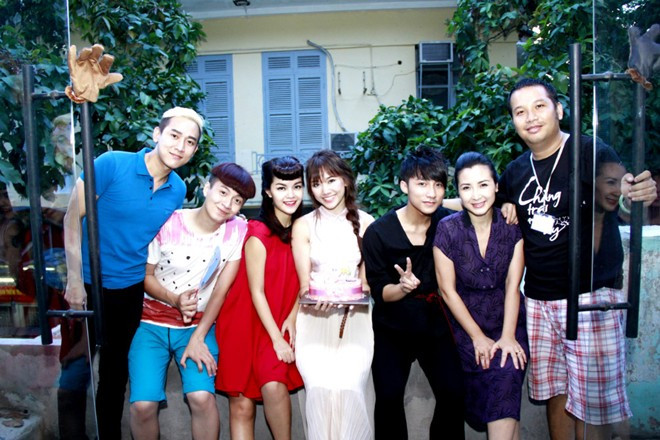 Hari Won đón tuổi mới bên Sơn Tùng M-TP ảnh 7