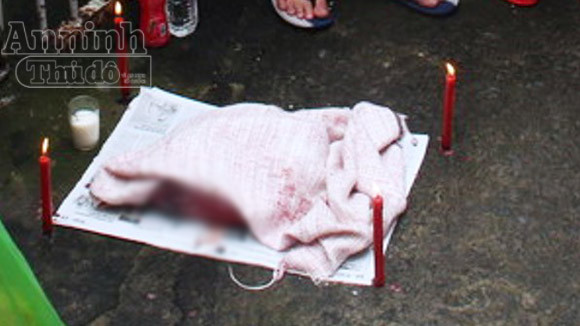 Phát hiện thi thể bé sơ sinh lẫn trong rác thải ảnh 1