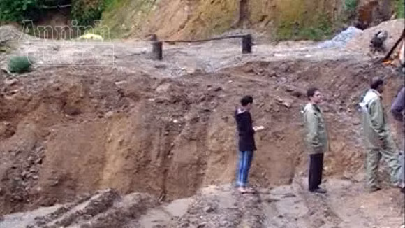 Mưa lớn, nhiều tuyến đường liên xã bị chia cắt ảnh 1