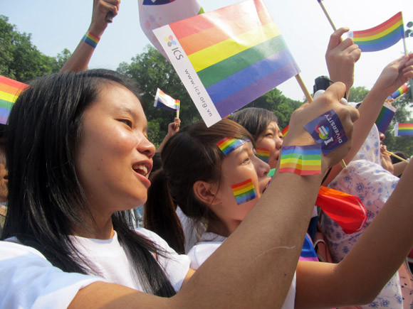 2 cặp đôi đồng giới công khai tổ chức đám cưới tại Hà Nội ảnh 9