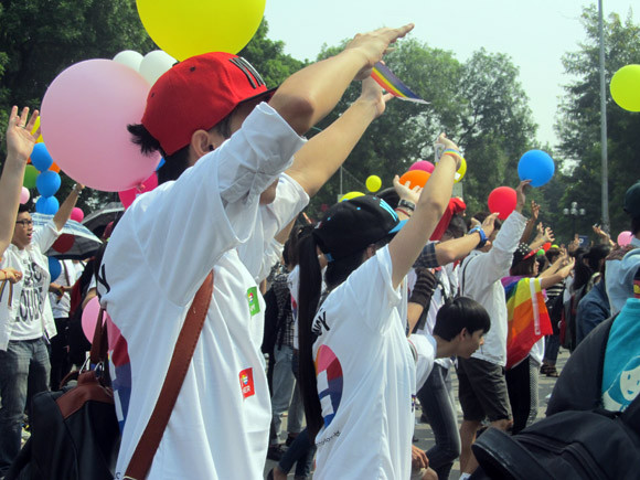 2 cặp đôi đồng giới công khai tổ chức đám cưới tại Hà Nội ảnh 18