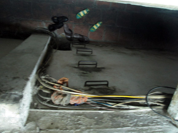 Dân phố cổ hoang mang... đi hay ở! ảnh 2