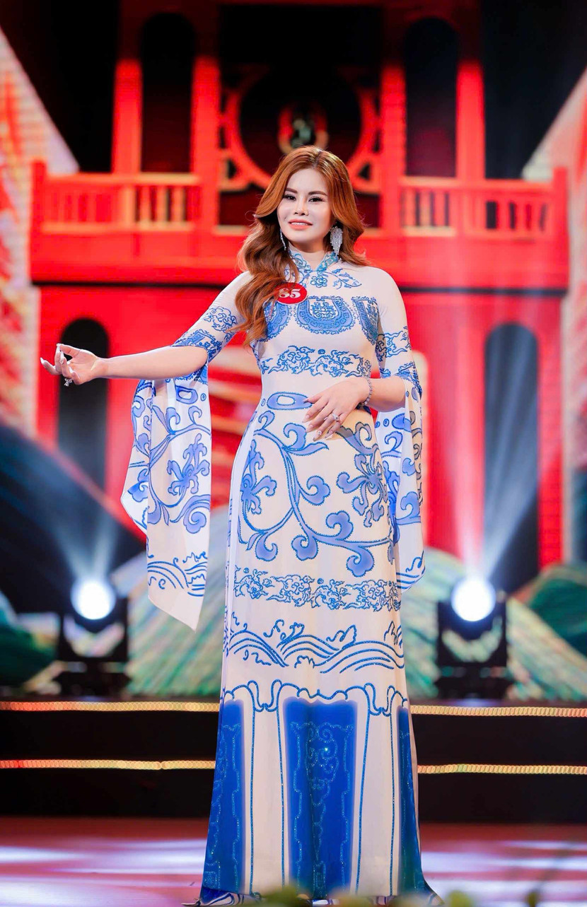 Á hậu Nguyễn Thị Huyên sẽ đại diện Việt Nam tại đấu trường "Mrs Supranational 2025" Á hậu Nguyễn Thị Huyên sẽ đại diện Việt Nam tại đấu trường "Mrs Supranational 2025"