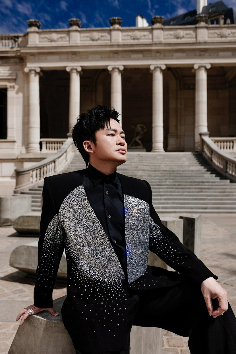 Ca sĩ Tùng Dương