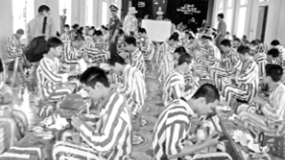 Sa bẫy ăn chơi và bản án 19 năm tù ảnh 2