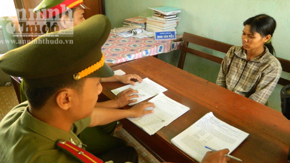 Thầy bói trừ tà xong, con bệnh lăn ra chết ảnh 1