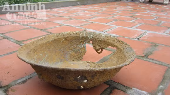 Nghệ An: Phát hiện ngôi mộ thuyền cổ có niên đại hàng nghìn năm ảnh 2