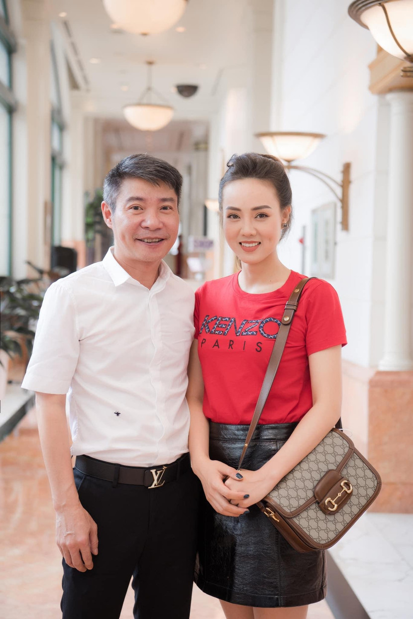 Ngọc Hà - bà xã của NSND Công Lý luôn song hành cùng chồng trong cuộc sống, công việc và ủng hộ đam mê nghệ thuật của anh Ngọc Hà - bà xã của NSND Công Lý luôn song hành cùng chồng trong cuộc sống, công việc và ủng hộ đam mê nghệ thuật của anh