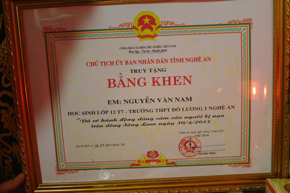 Chủ tịch nước gửi thư thăm hỏi gia đình nam sinh cứu sống 5 em nhỏ ảnh 3