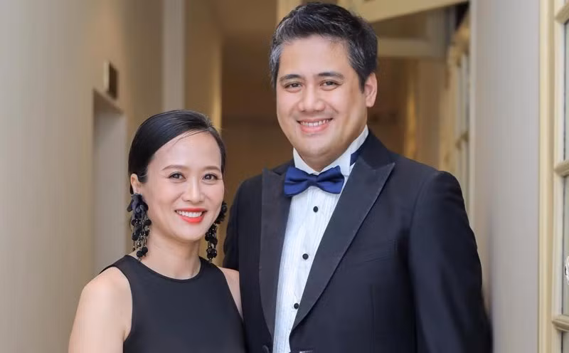 Nghệ sĩ Trinh Hương và ông xã - NSƯT Bùi Công Duy