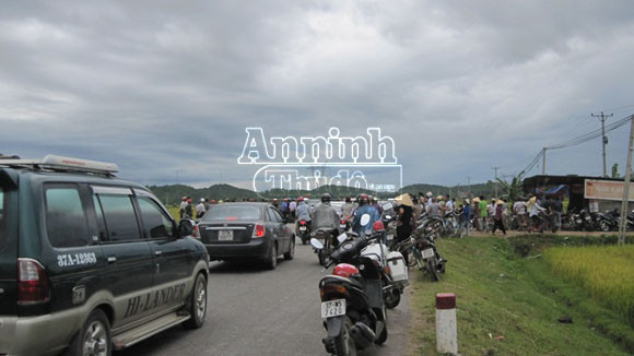 Siêu xe Rolls-Royce Phantom đâm 2 người chết tại chỗ ảnh 2