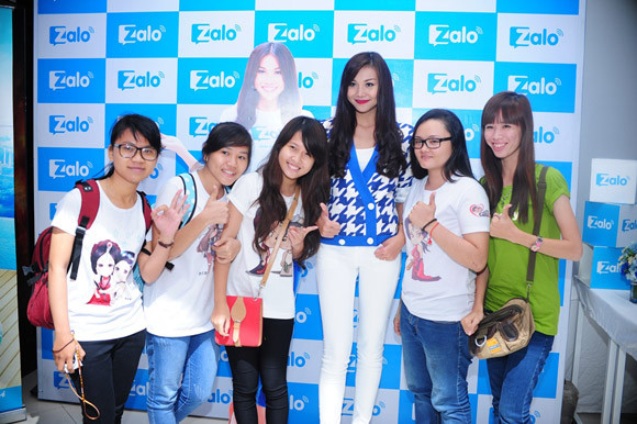 Thanh Hằng bất ngờ xuất hiện cùng bản sao Kiều ca ảnh 8