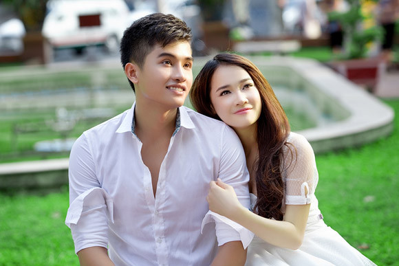 Giải bạc siêu mẫu Đinh Minh Quân tình tứ cùng mỹ nhân “Quả tim máu” ảnh 7 Giải bạc siêu mẫu Đinh Minh Quân tình tứ cùng mỹ nhân “Quả tim máu” ảnh 7