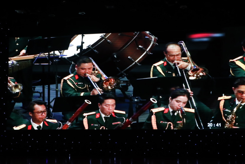 Tổng số nhạc công hiện tại của MSO là 101 người