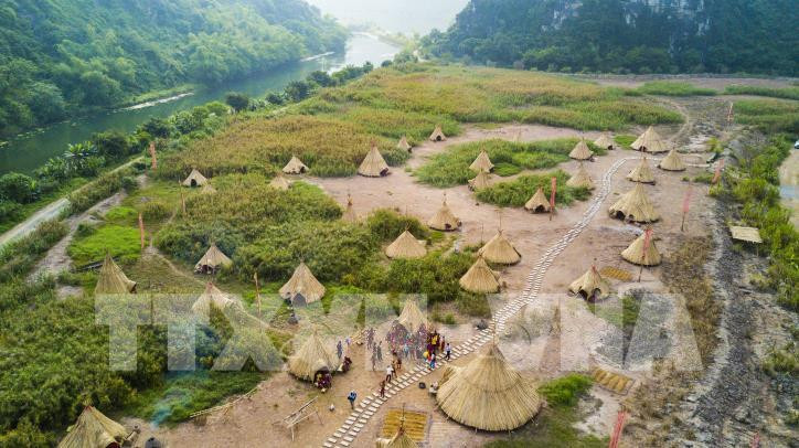 Phim bom tấn Hollywood "Kong: Skull Island" với bối cảnh quay hùng vĩ tại Ninh Bình Phim bom tấn Hollywood "Kong: Skull Island" với bối cảnh quay hùng vĩ tại Ninh Bình