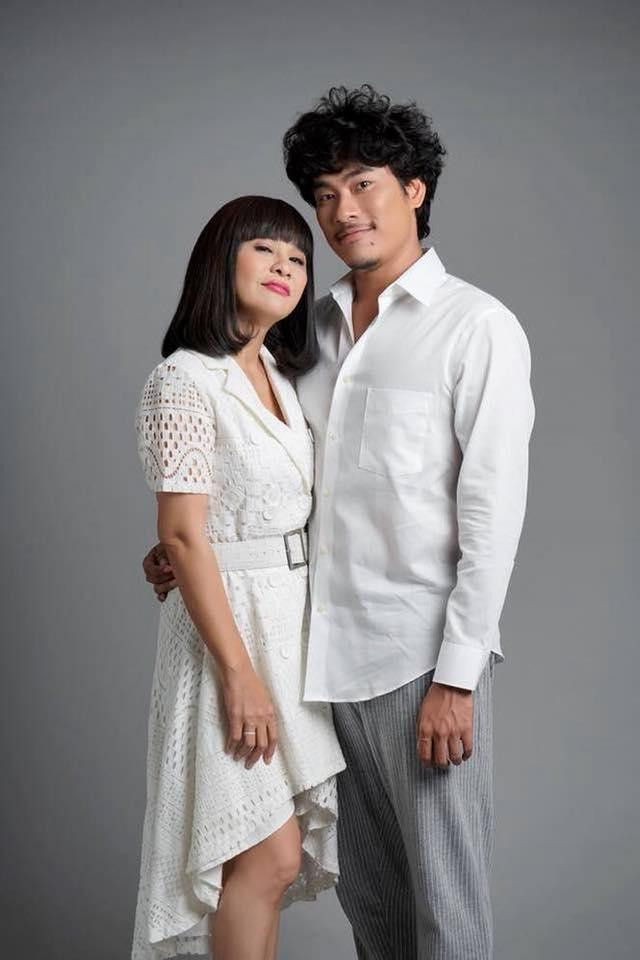 Cát Phượng lý giải về sự vắng mặt của Kiều Minh Tuấn khi cô nằm viện