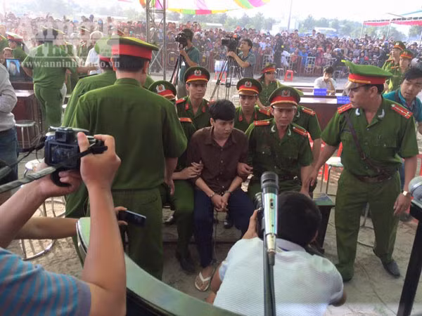 Tử hình 2 bị cáo, vụ thảm sát 6 người tại Bình Phước ảnh 20