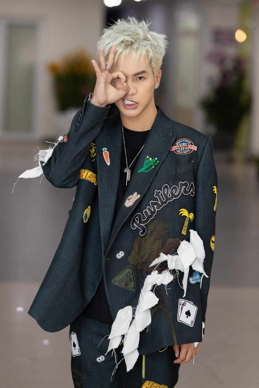 Khán giả phát “sốt” vì Rapper đẹp trai nhất “King of Rap” ảnh 2