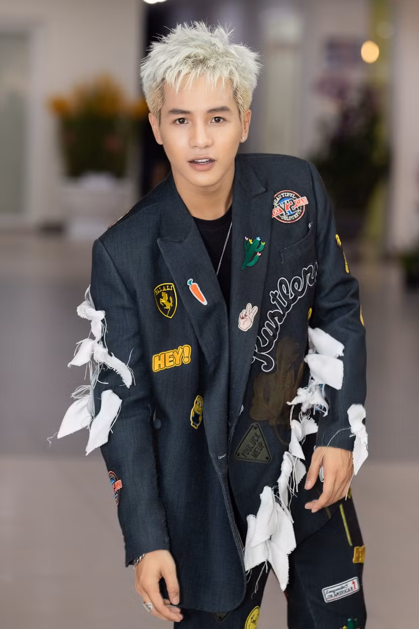 Khán giả phát “sốt” vì Rapper đẹp trai nhất “King of Rap” ảnh 3