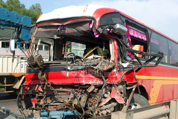 Danh tính 20 người Hà Nội bị thương trong vụ xe khách đâm xe tải ở Nghệ An ảnh 3