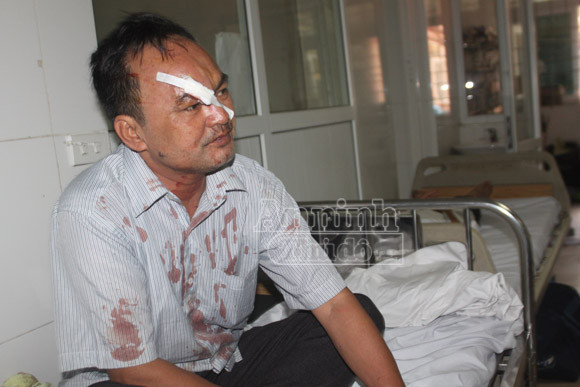 Giây phút kinh hoàng của các hành khách trên chuyến xe bị nạn ảnh 1