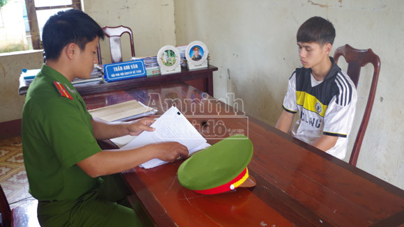 Rủ nhau đi trộm cắp để lấy tiền tiêu xài ảnh 1