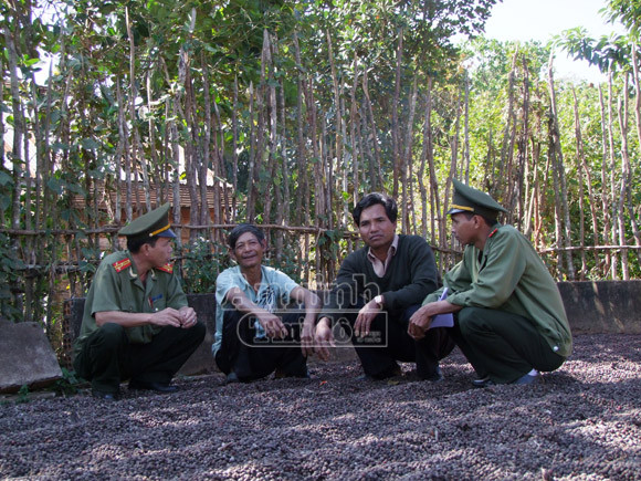 Vì bình yên cuộc sống trên các buôn làng Tây Nguyên ảnh 1