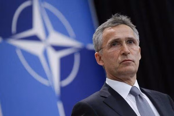 Tổng Thư kí NATO Jens Stoltenberg kêu gọi các nước thành viên sẵn sàng cho mọi diễn biến với Nga