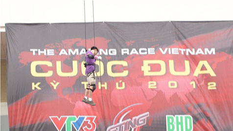 Gai người xem cảnh tuột dây từ nóc sân Mỹ Đình ảnh 7